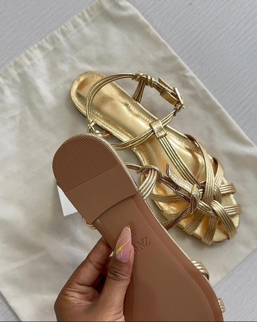 Women shoes