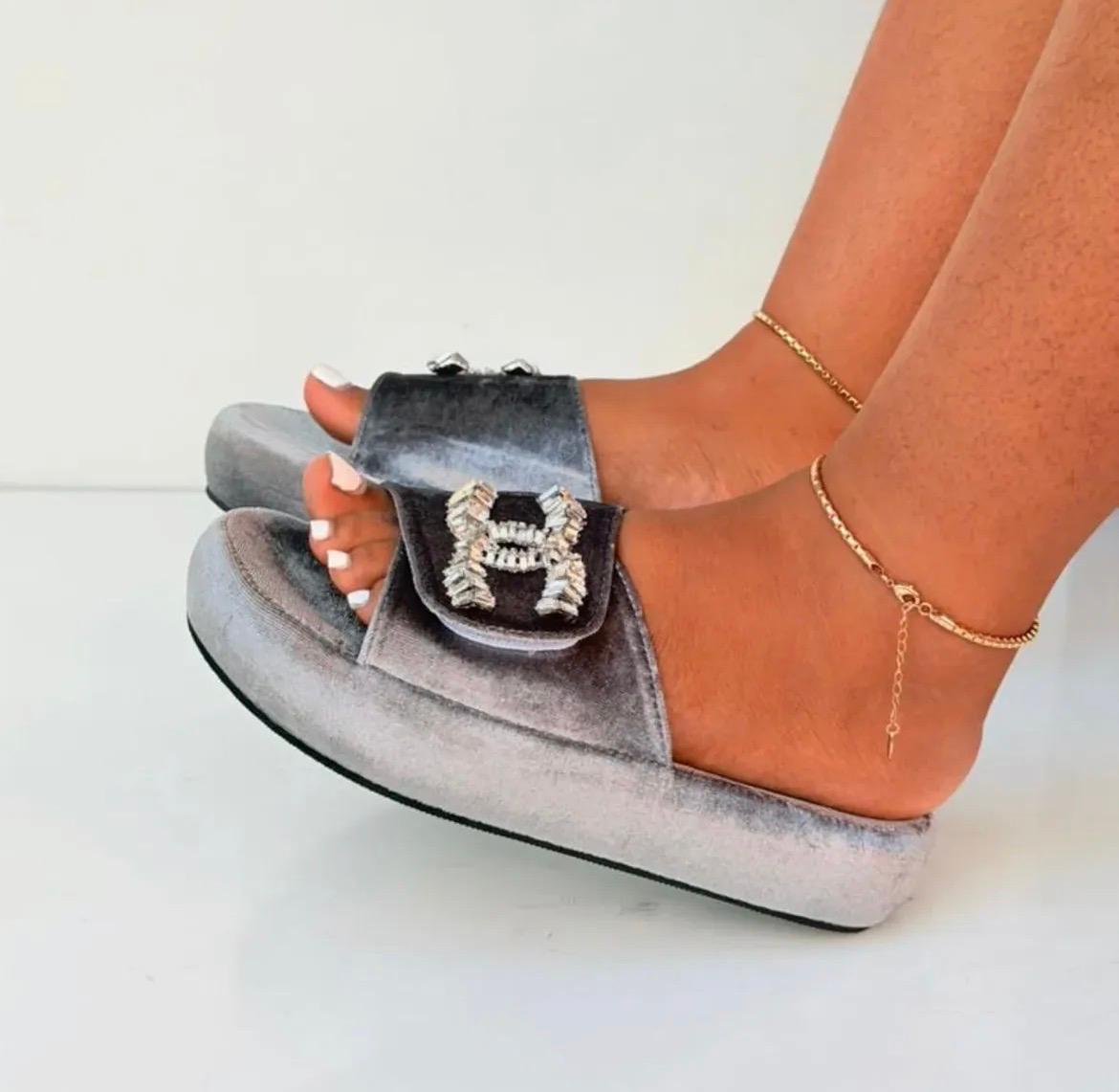 Women sandles