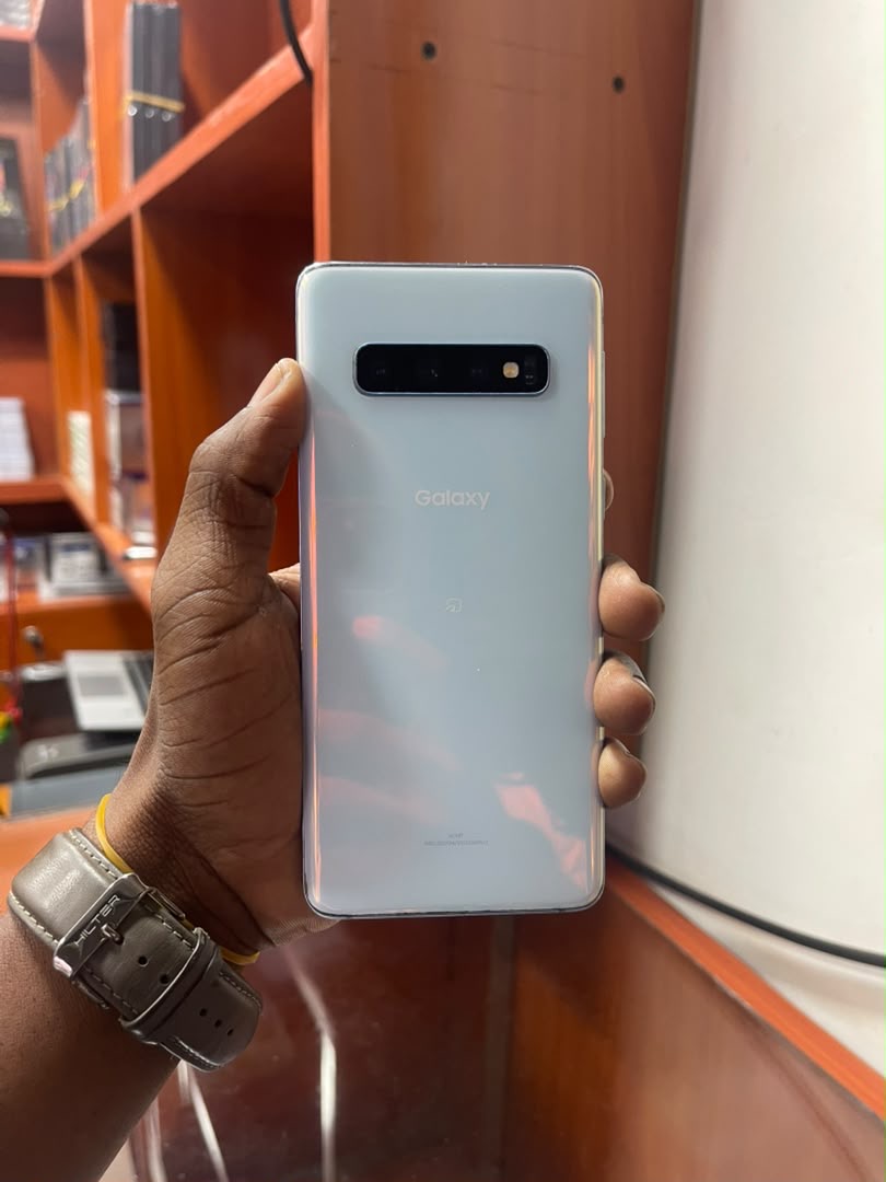 Samsung s10