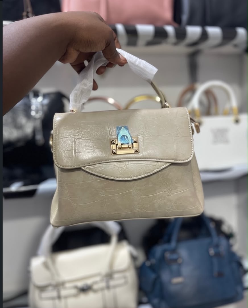 short handed handbag