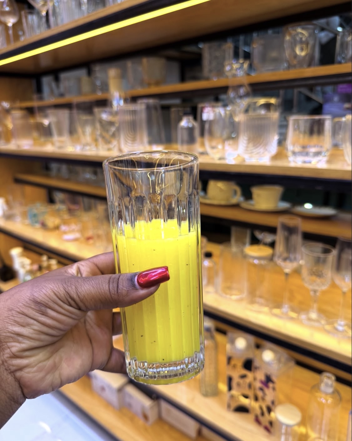 Wide juice glass