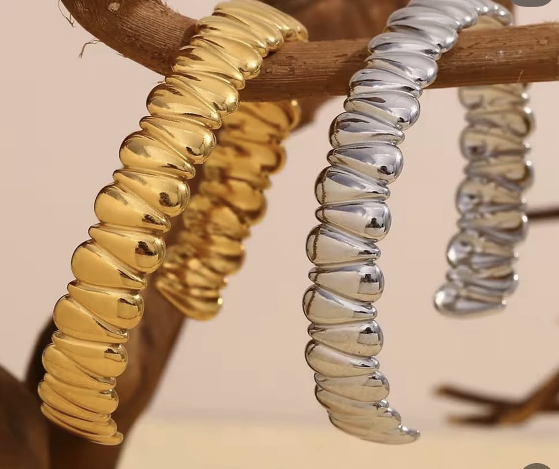 adjustable saida bracelet
