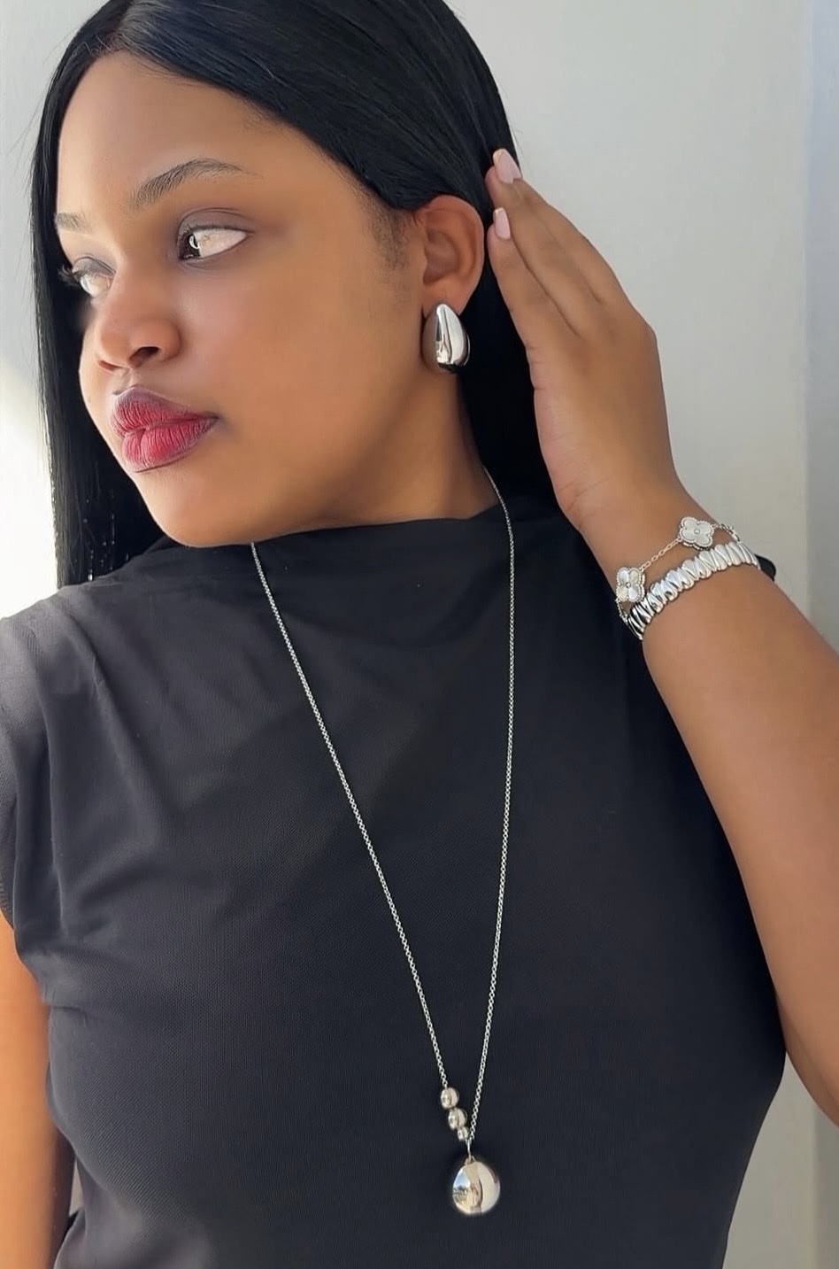 ball necklace
