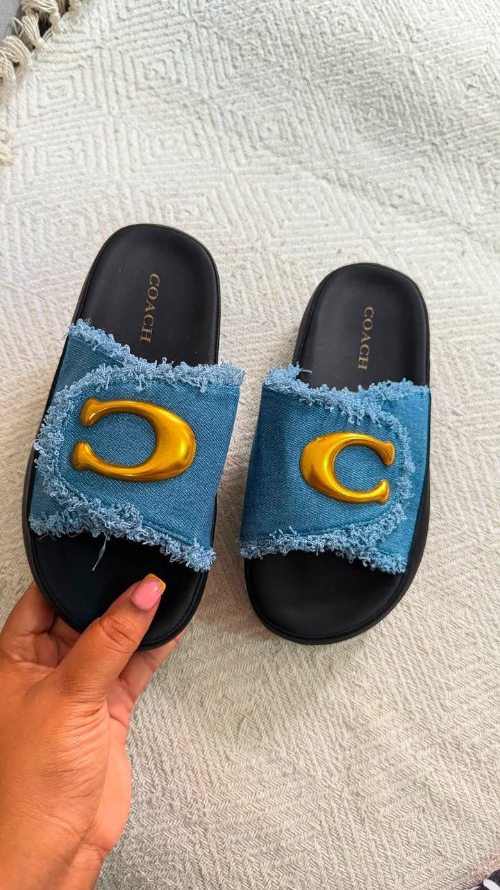coach sandals