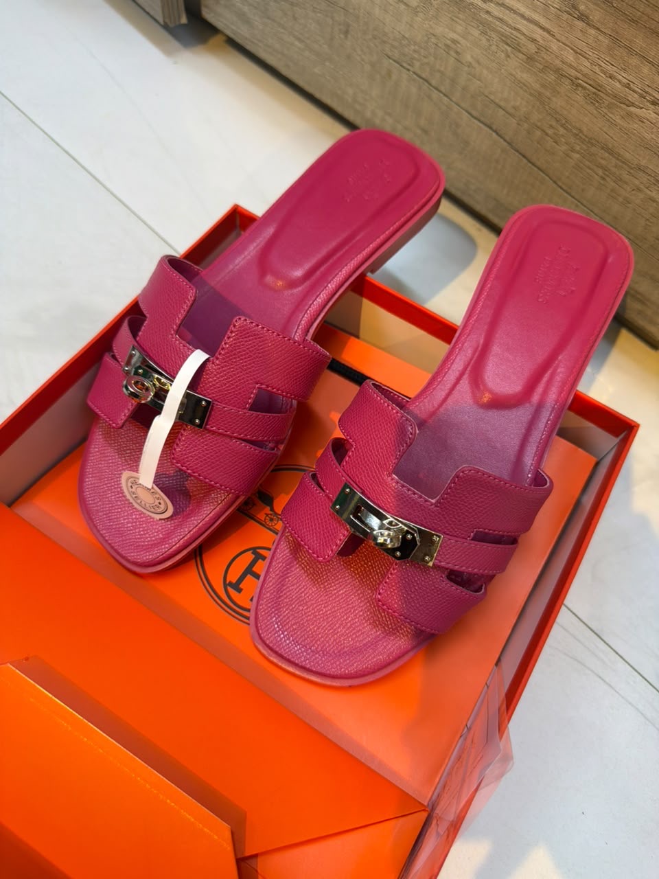 hermes slipper